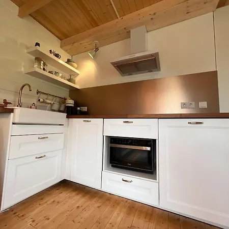 Bloom& Breakfast Apartment *
